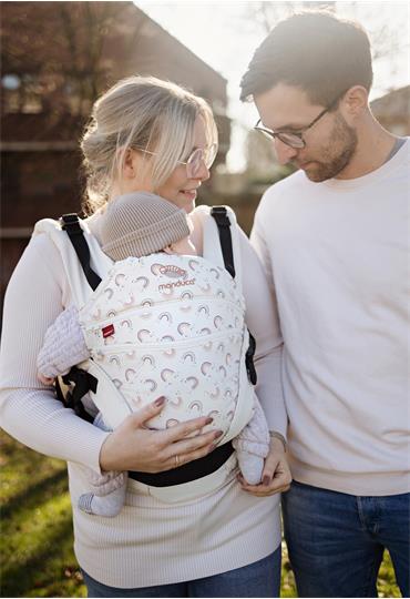 Manduca XT Rainbow Day live