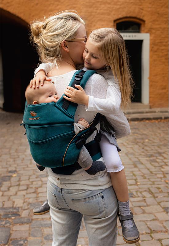 Manduca XT denimteal toffee live