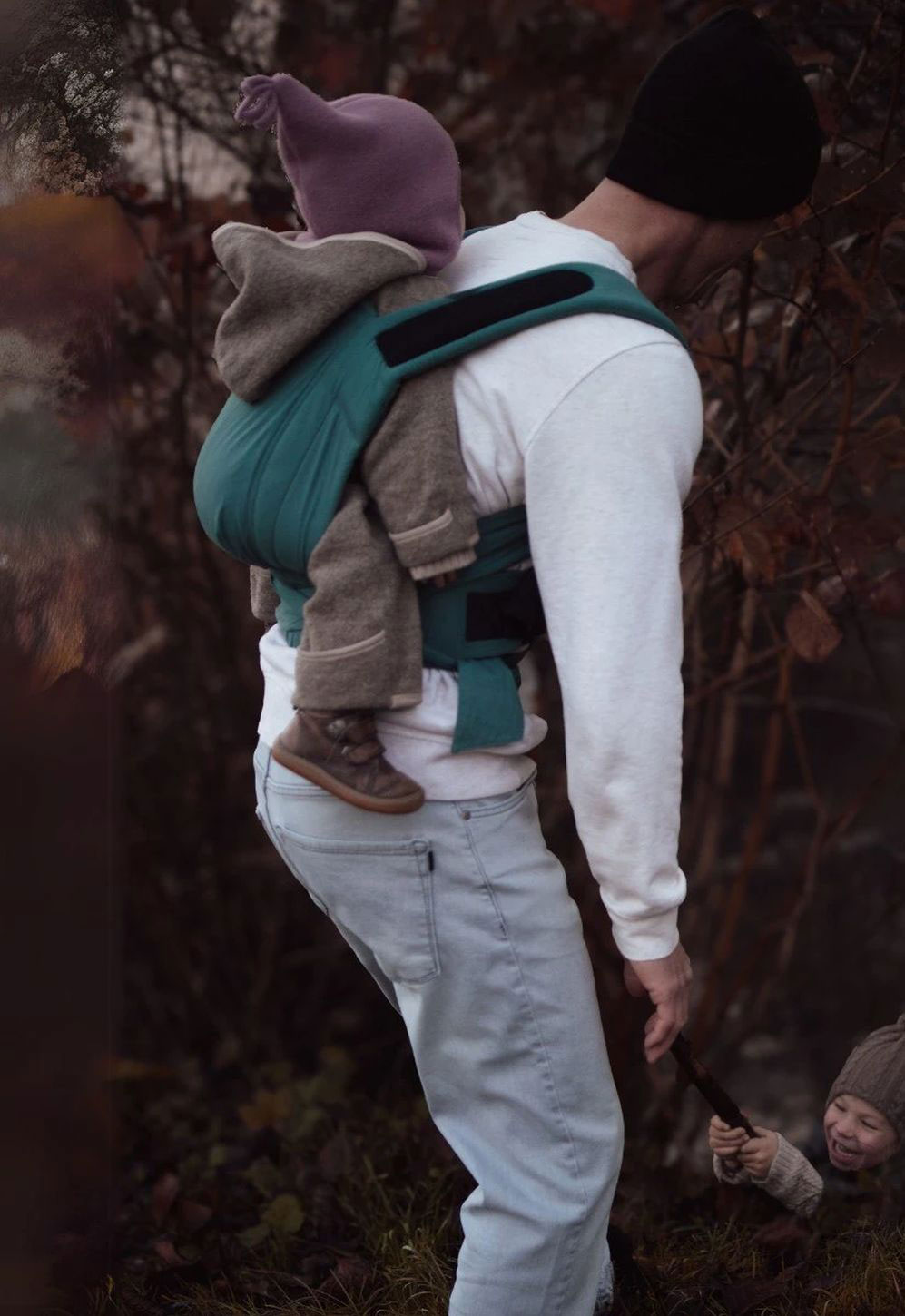 Papa und Baby mit Hoppediz Bondolino in green