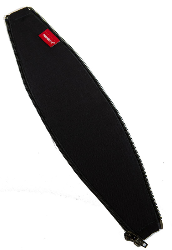 Manduca ZipIn black